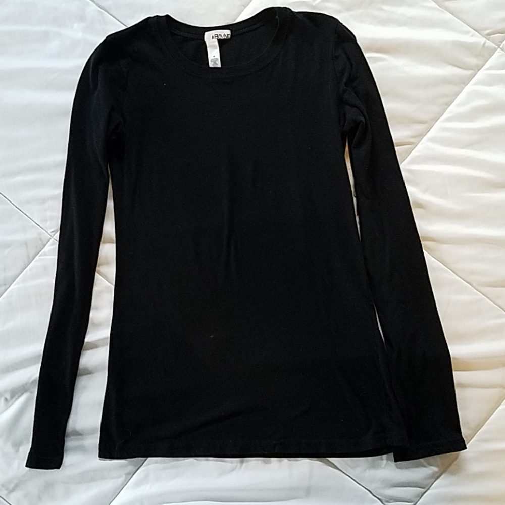 Long sleeve tee